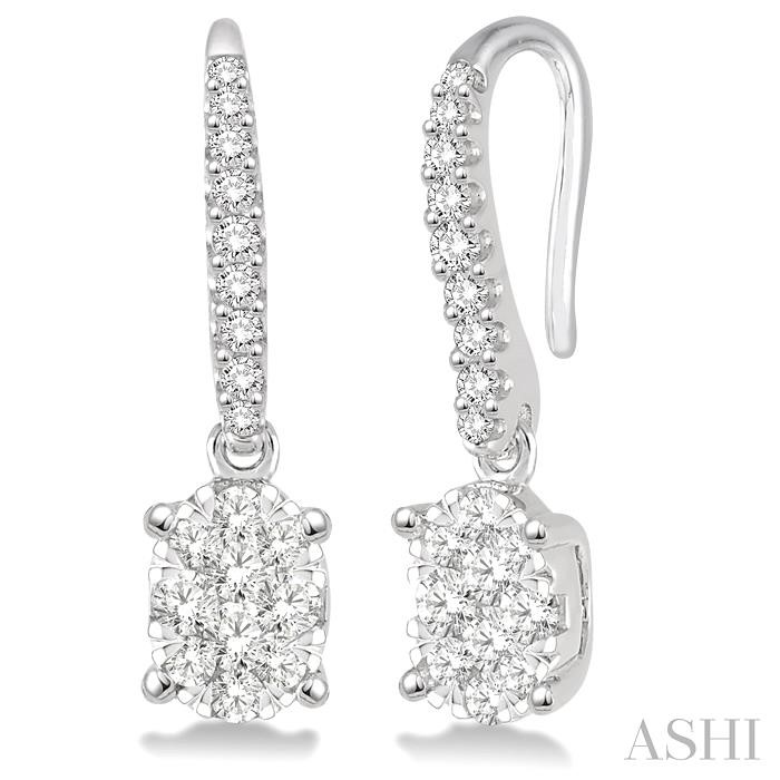 OVAL SHAPE LOVEBRIGHT ESSENTIAL DIAMOND EARRINGS