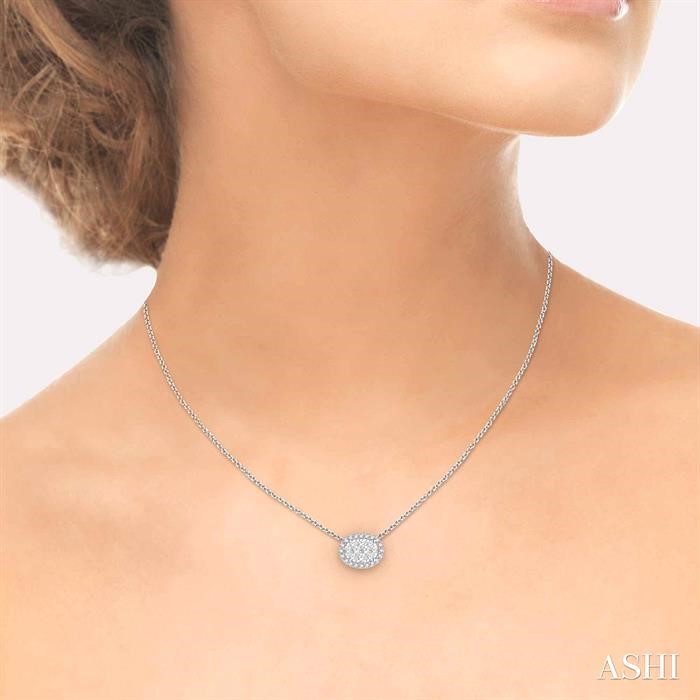 Oval Shape East-West Halo Lovebright Essential Diamond Pendant-4