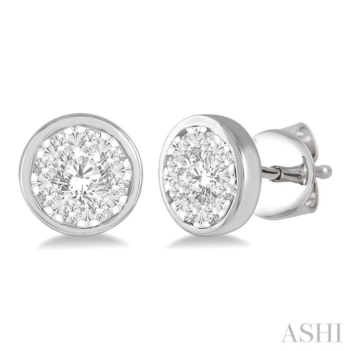 LOVEBRIGHT ESSENTIAL DIAMOND STUD EARRINGS