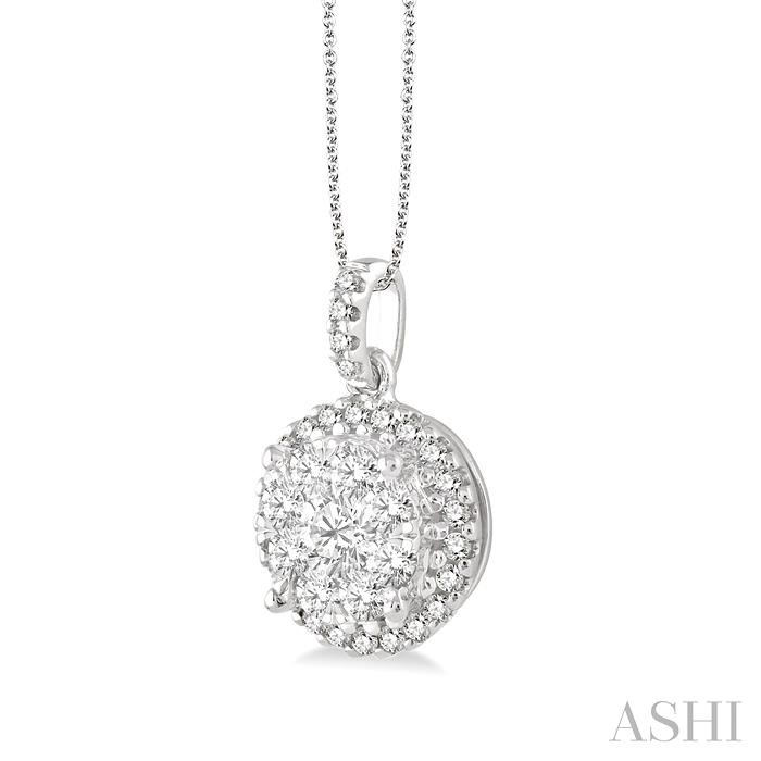 Round Shape Halo Lovebright Essential Diamond Pendant-2