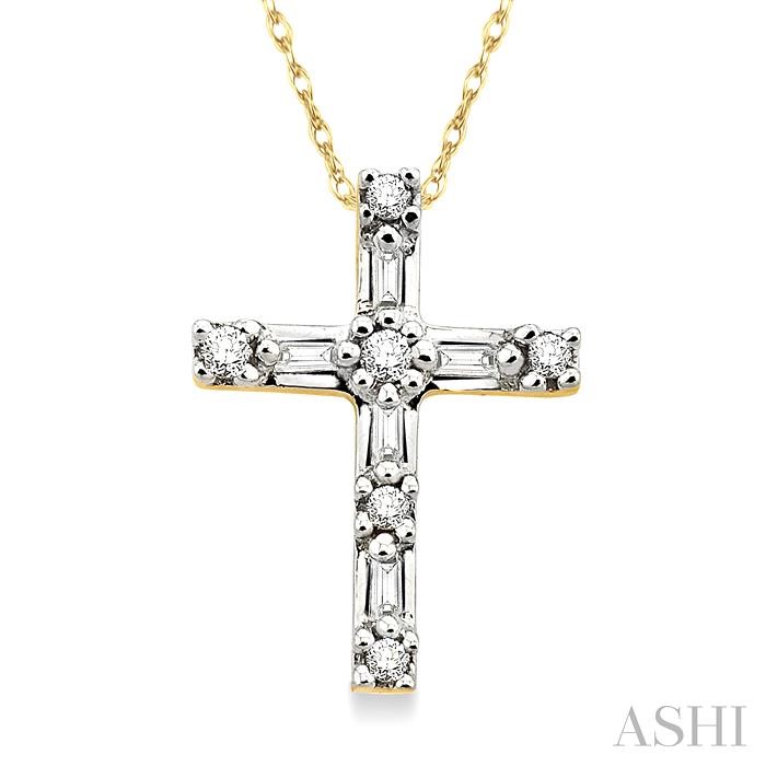 CROSS DIAMOND PENDANT