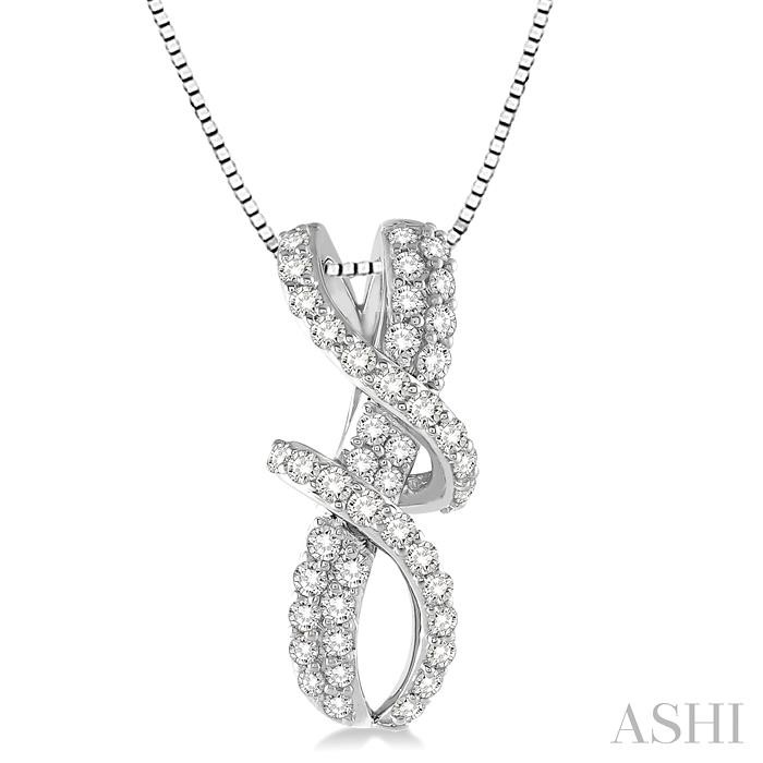 DIAMOND FASHION PENDANT