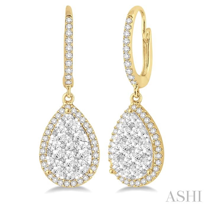 PEAR SHAPE LOVEBRIGHT ESSENTIAL DIAMOND EARRINGS