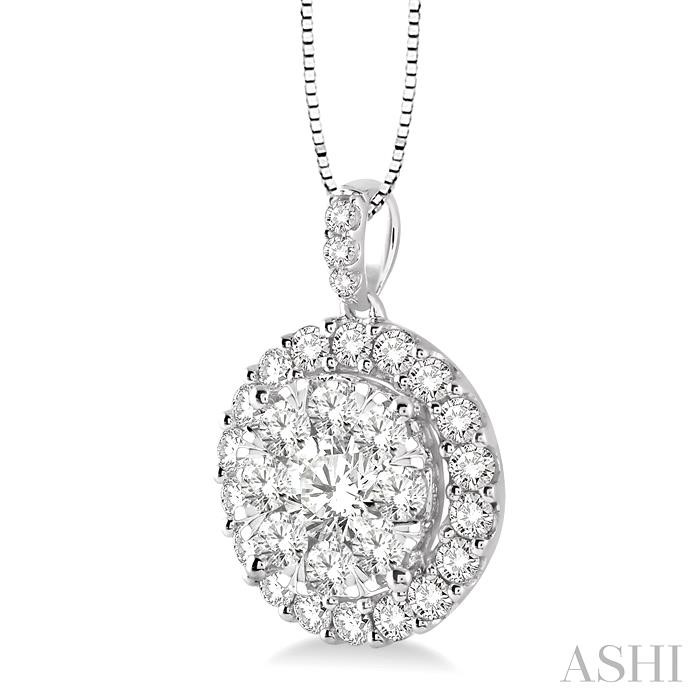 Round Shape Halo Lovebright Essential Diamond Pendant-2