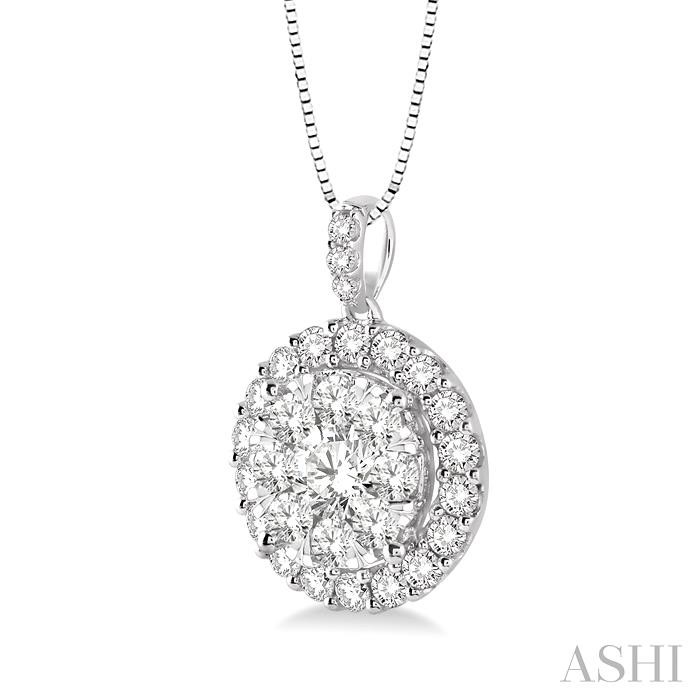 Round Shape Halo Lovebright Essential Diamond Pendant-2