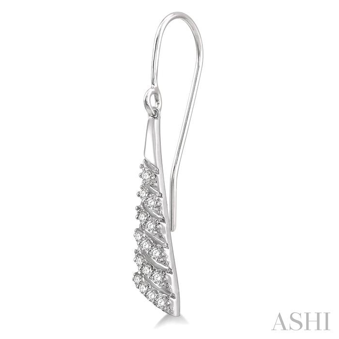 Chevron Diamond Fashion Earrings-3