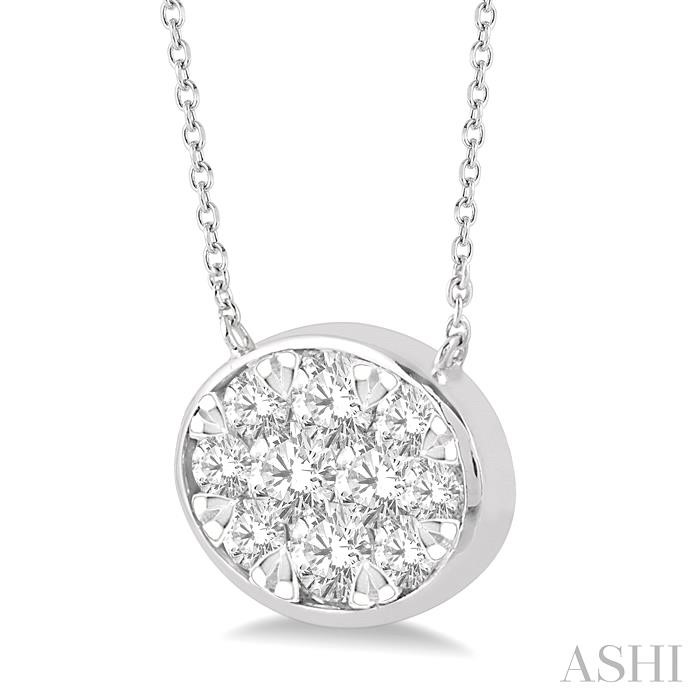 Oval Shape East-West Lovebright Essential Diamond Pendant-2